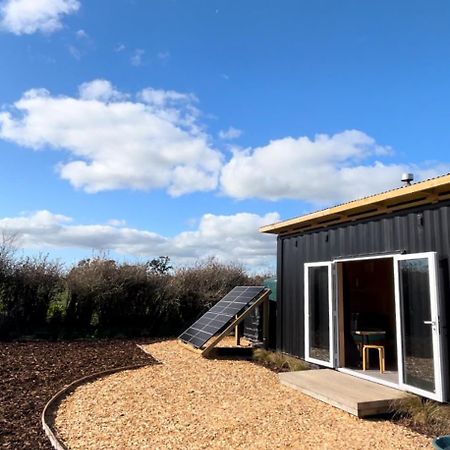 Cosy Tiny Container Cabin Carterton Exteriör bild